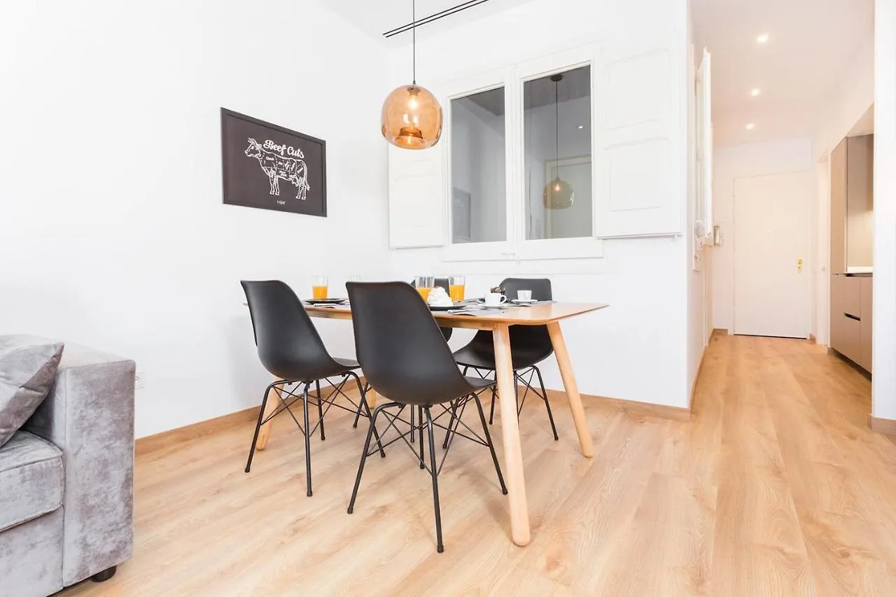Cozy Apartment close to Passeig de Gracia Barcelona España
